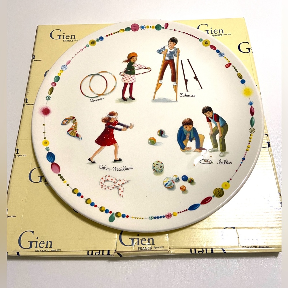 RARE, Gien Earthenware Recreation  cake platter